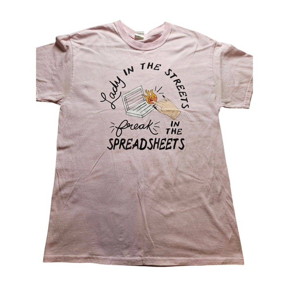 Gildan Freak in the Spreadsheets Graphic Tee Pink Short Sleeve T-Shirt Medium